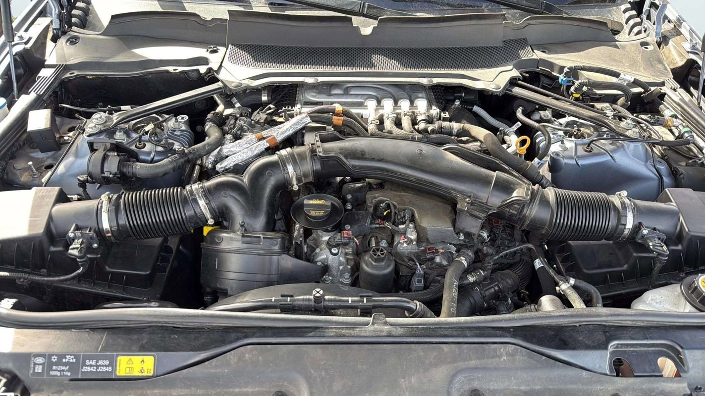 Used 2022 Land Rover Discovery HSE R-Dynamic image 23