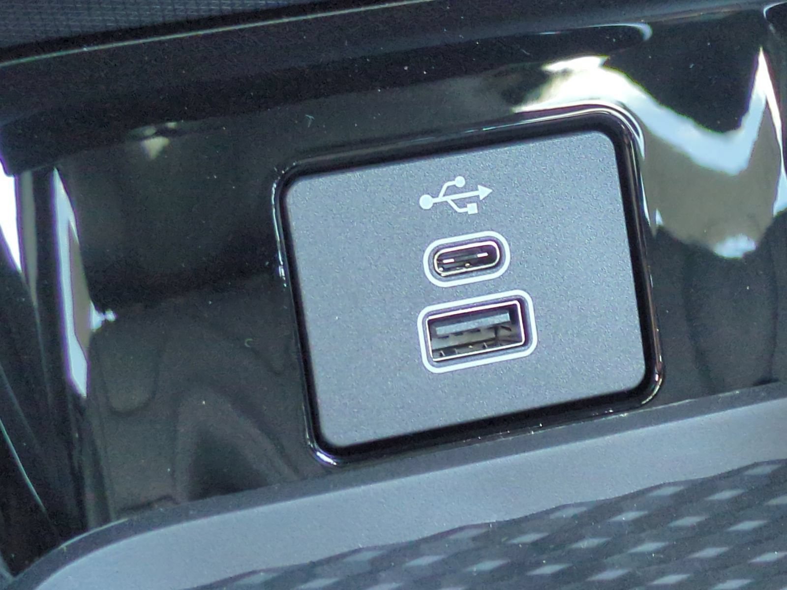 New 2026 Ford Mustang Mach-E Premium AWD/4WD image 34