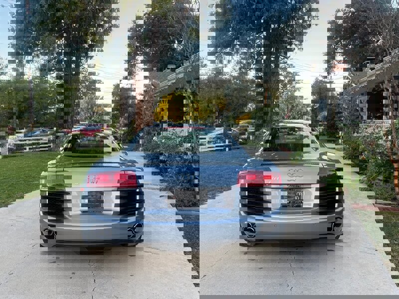 Used 2009 Audi R8 V8 w/ Enhanced Leather Pkg image 6