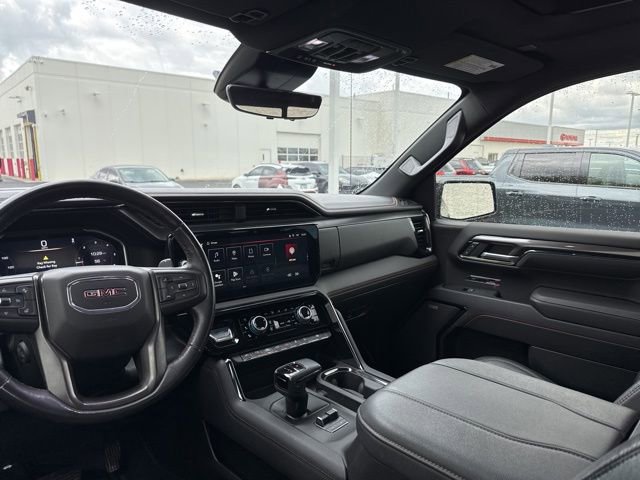 Used 2023 GMC Sierra 1500 AT4 w/ AT4 Premium Package AWD/4WD image 11