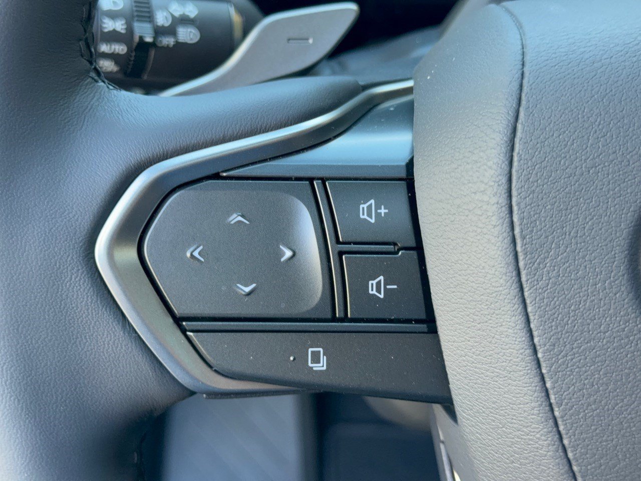 New 2026 Lexus RX 350h AWD/4WD image 18