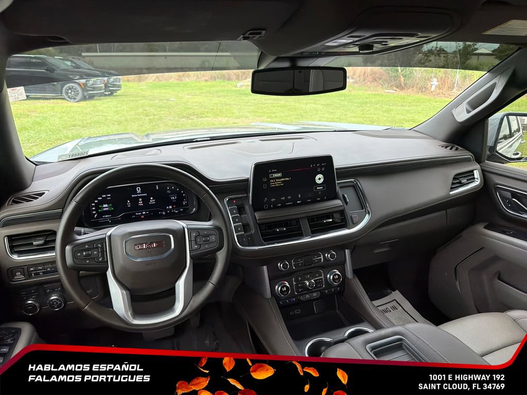Used 2024 GMC Yukon SLT w/ SLT Luxury Package AWD/4WD image 29