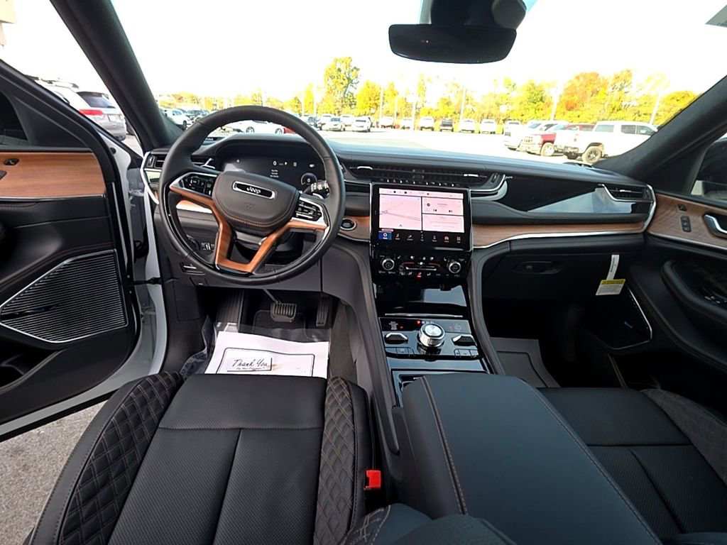 New 2025 Jeep Grand Cherokee L Summit image 14