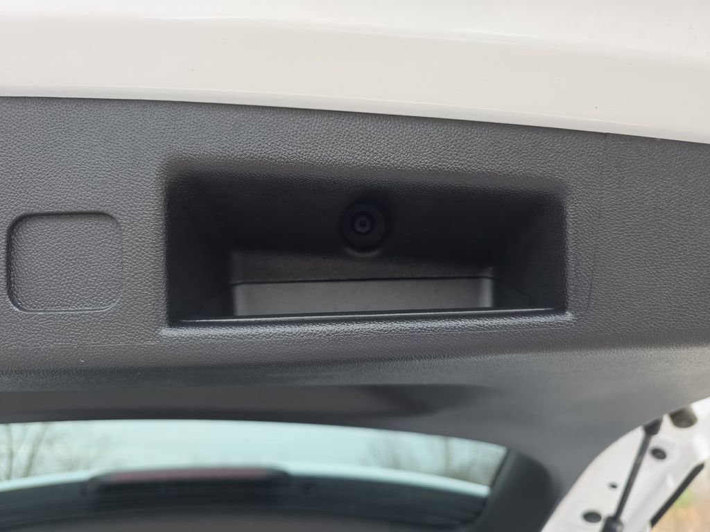 Certified 2024 Chevrolet Equinox LS image 13