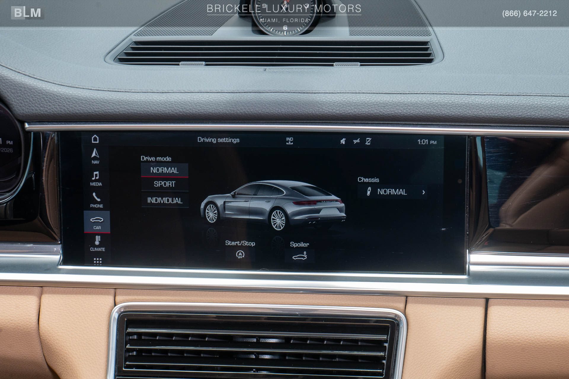 Used 2019 Porsche Panamera RWD image 24