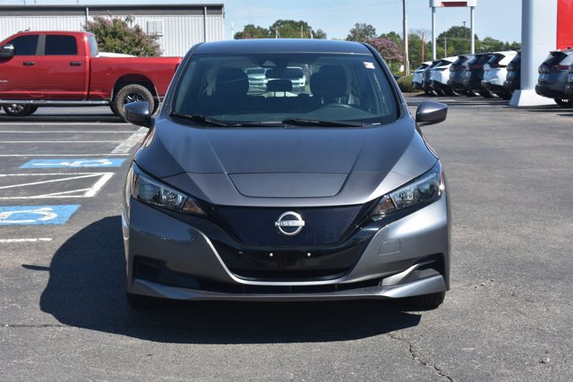 Used 2025 Nissan Leaf S FWD image 2