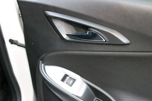 Used 2018 Chevrolet Malibu LS FWD image 13