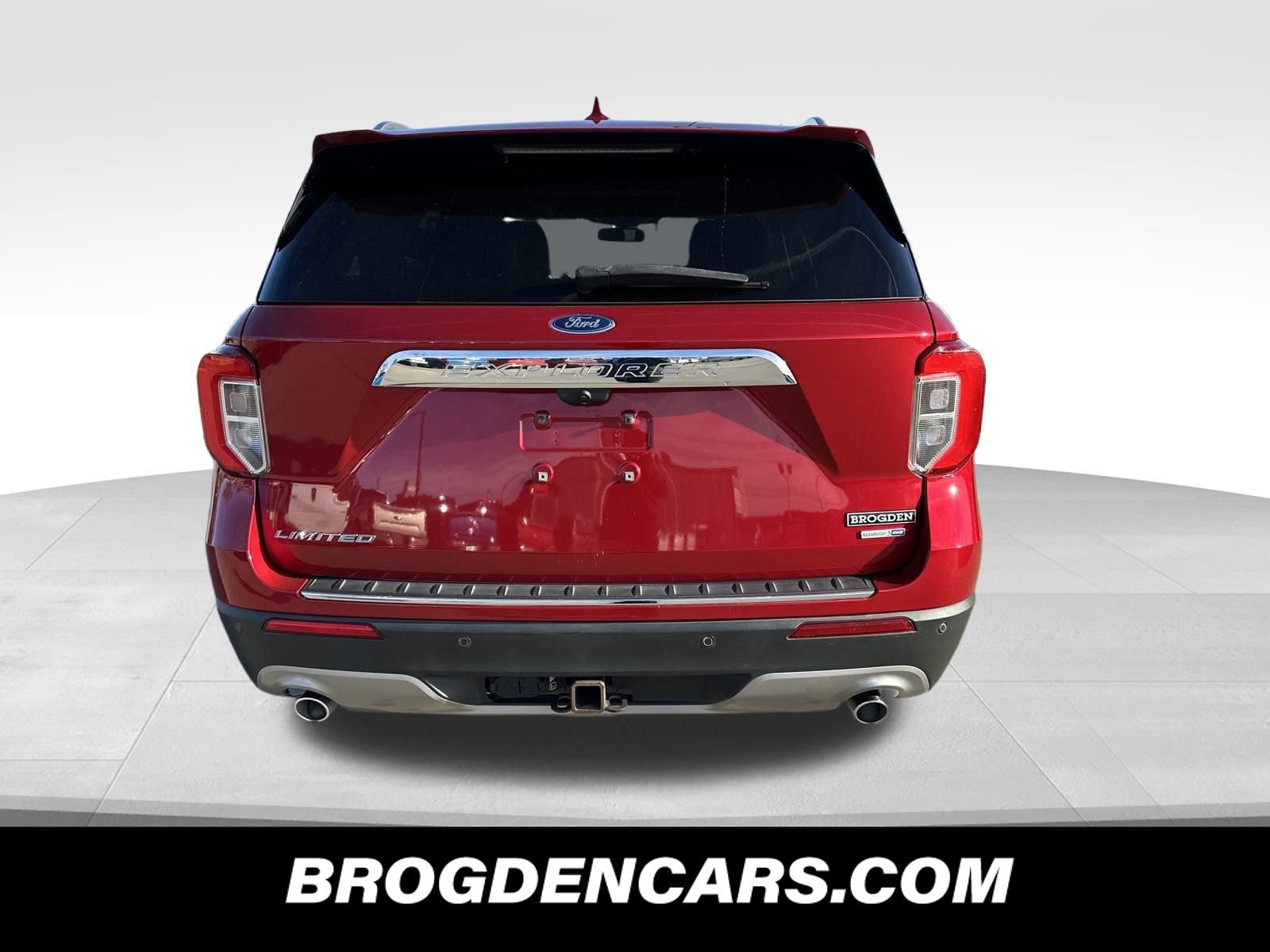 Used 2020 Ford Explorer Limited w/ Class III Trailer Tow Package image 4