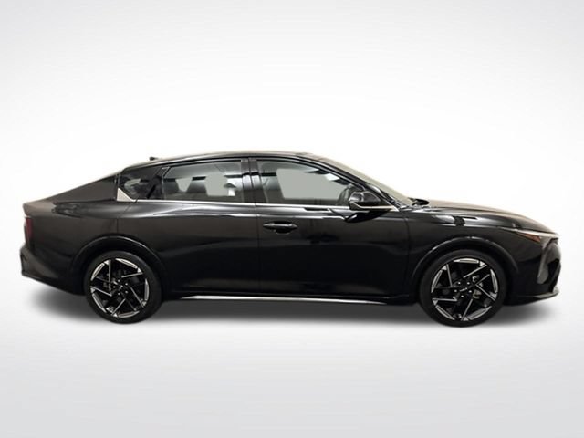 Certified 2025 Kia K4 GT-Line w/ GT-Line Premium Package FWD image 4