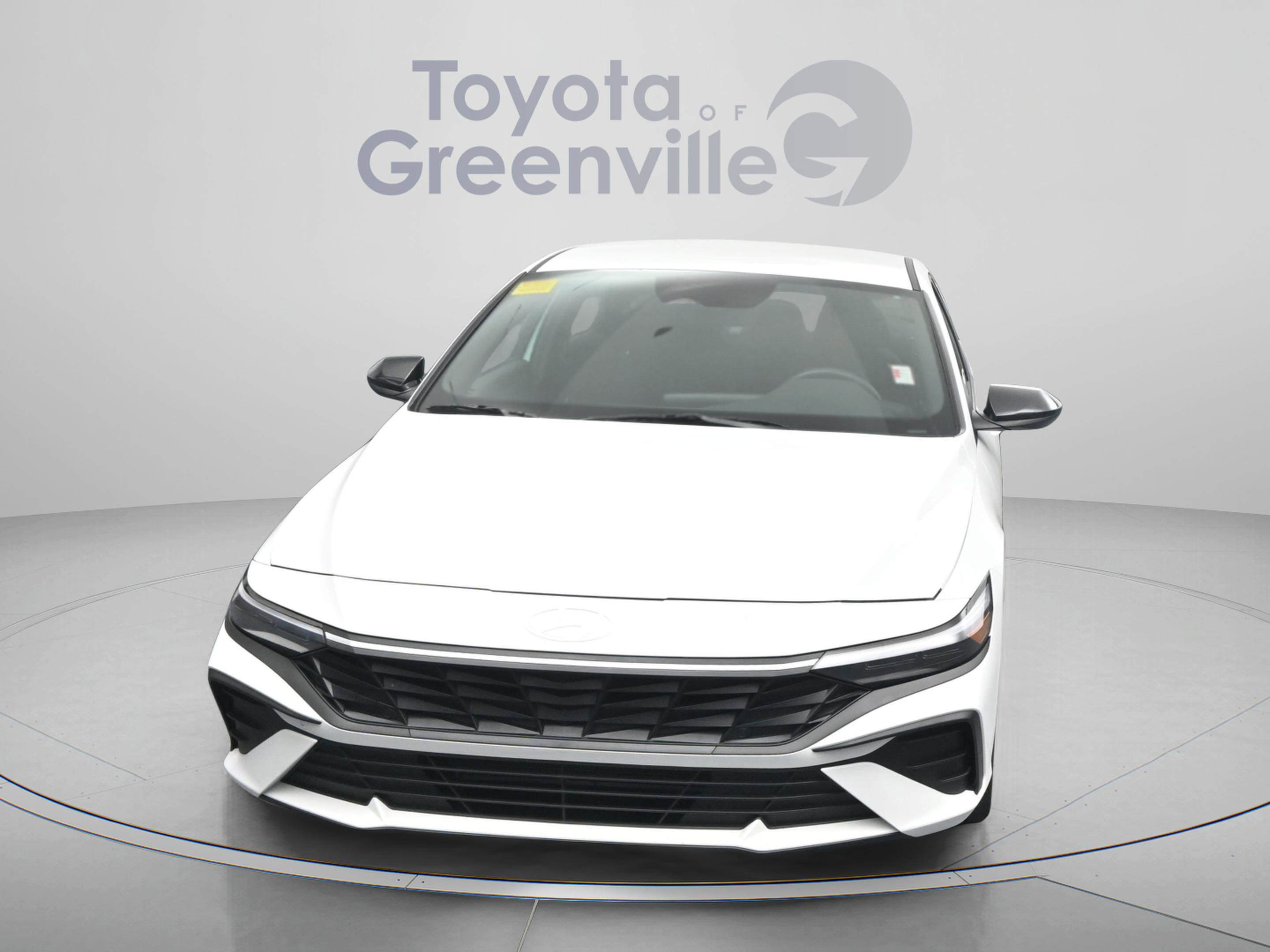 Used 2025 Hyundai Elantra Sport FWD image 21