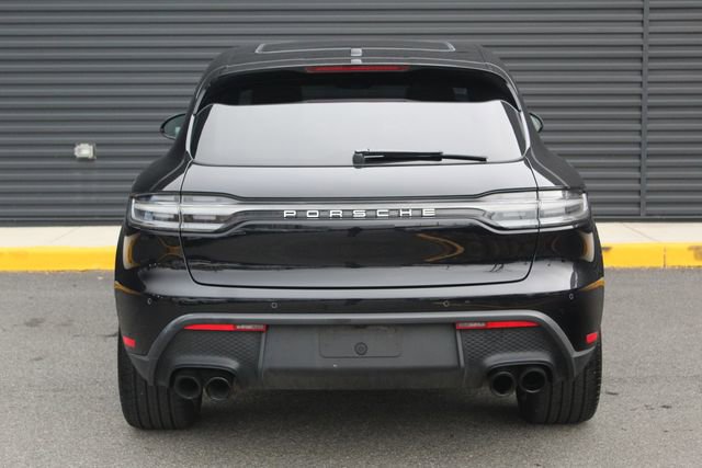 Certified 2023 Porsche Macan Base image 7