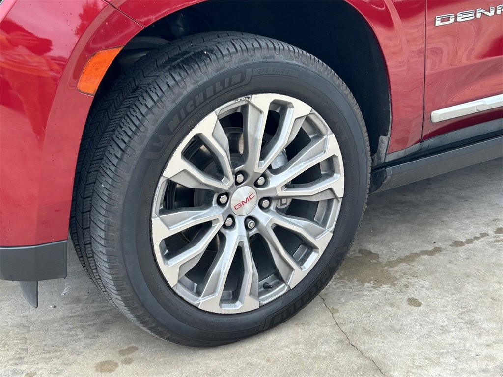 Used 2021 GMC Yukon Denali w/ Denali Ultimate Package image 9