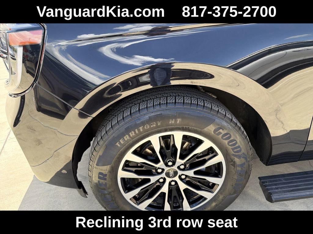 Used 2025 Ford Expedition Max Platinum AWD/4WD image 22