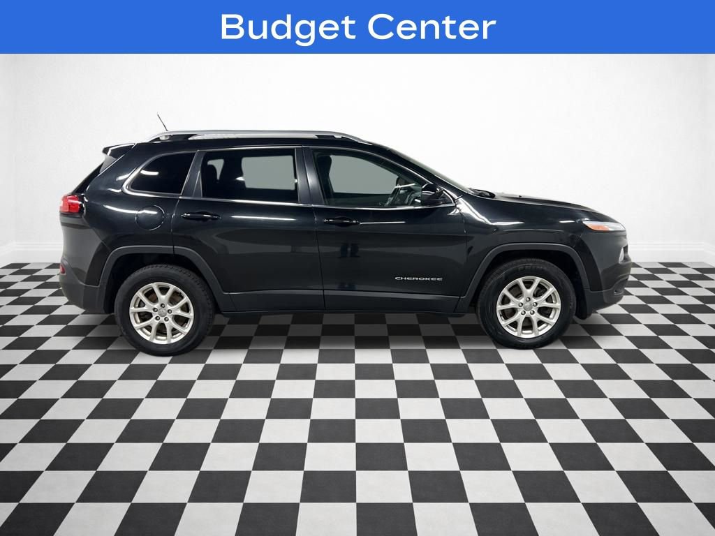 Used 2014 Jeep Cherokee Latitude w/ Cold Weather Group image 2