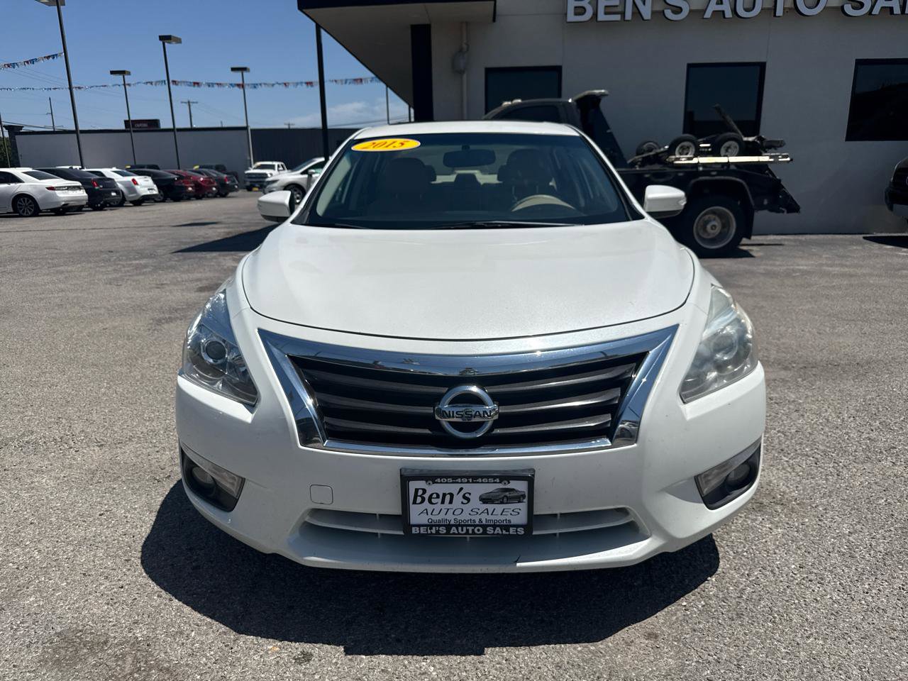 Used 2015 Nissan Altima 2.5 SL w/ Technology Package FWD image 3