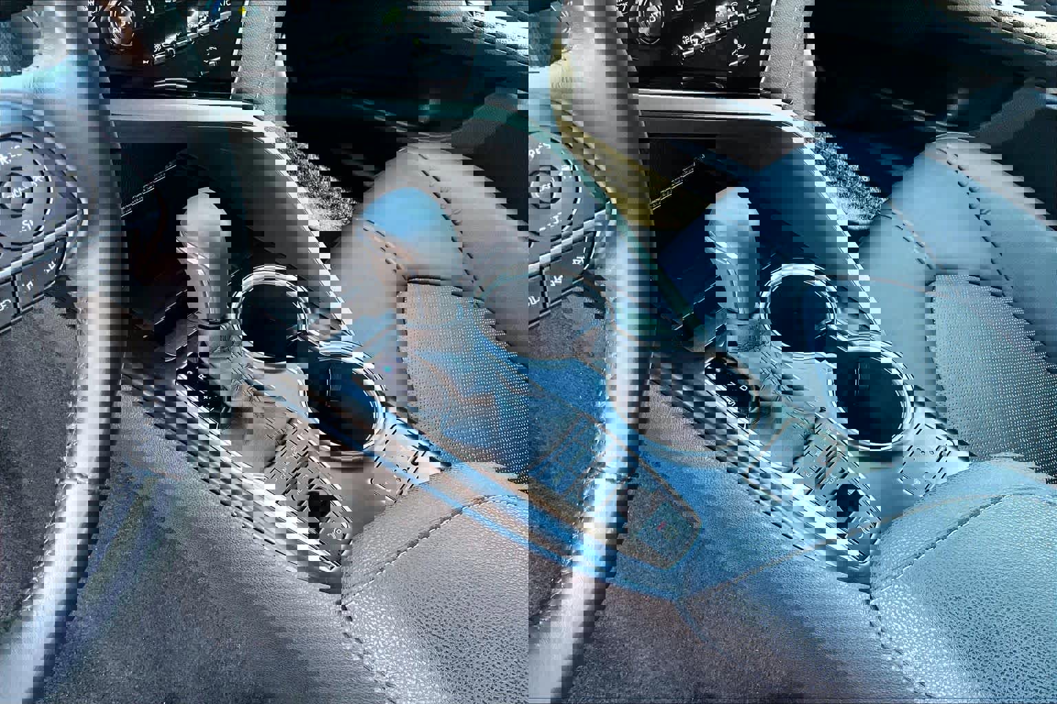 Used 2018 Toyota Camry XSE w/ Audio Package FWD image 16