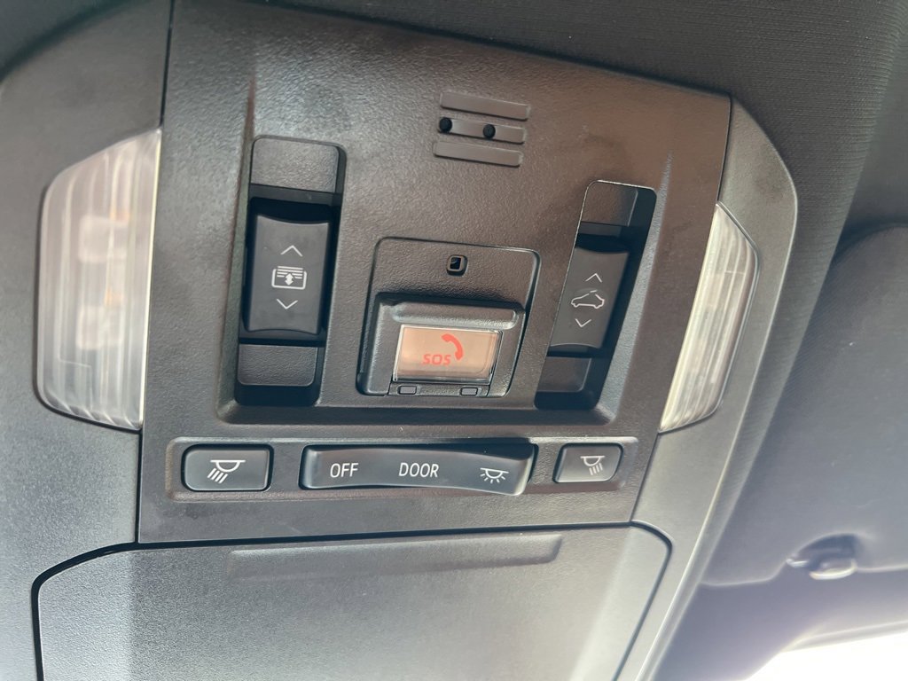 Used 2022 Toyota Highlander Platinum image 21