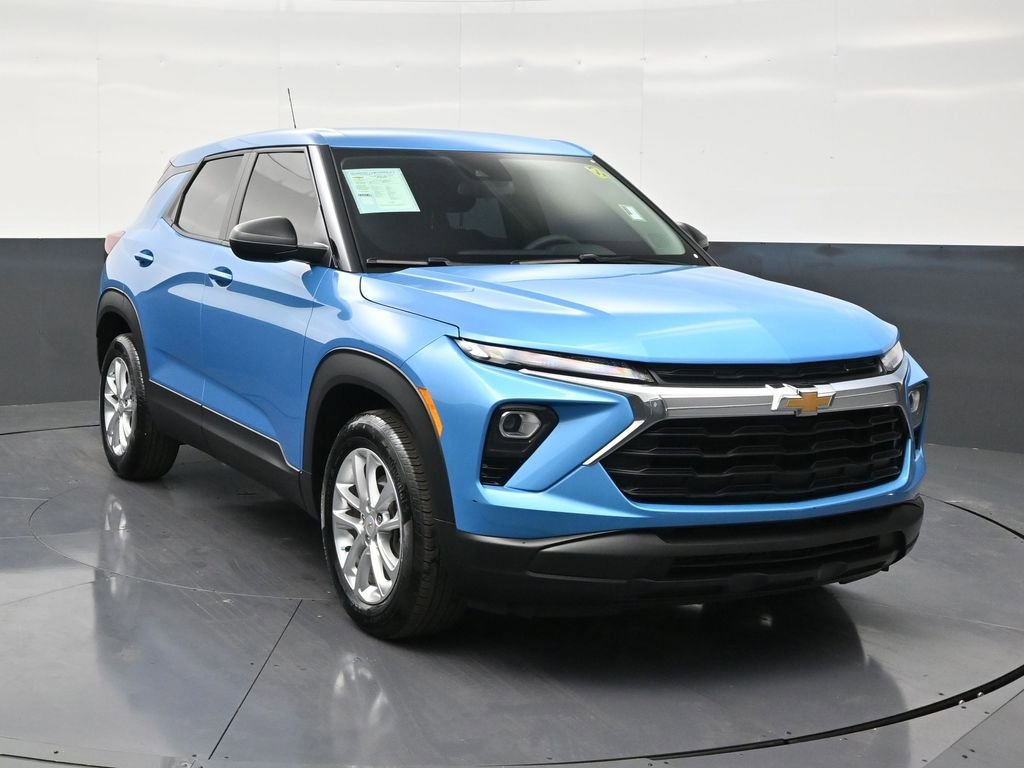 Used 2025 Chevrolet TrailBlazer LS image 7