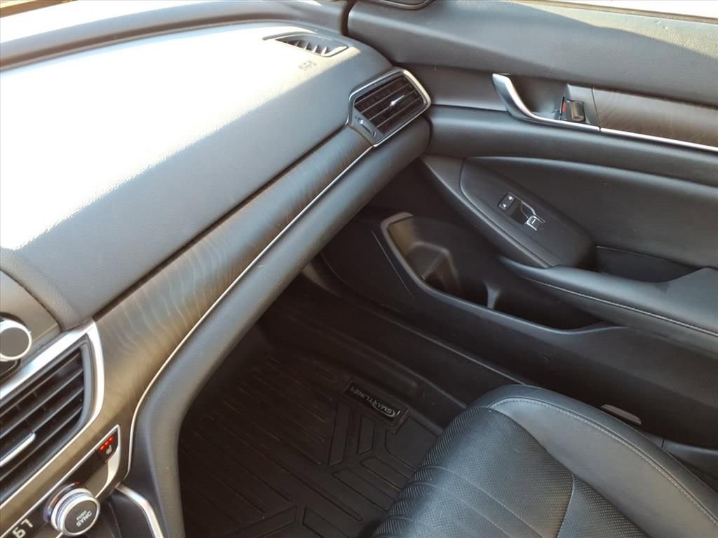 Used 2019 Honda Accord EX-L image 30