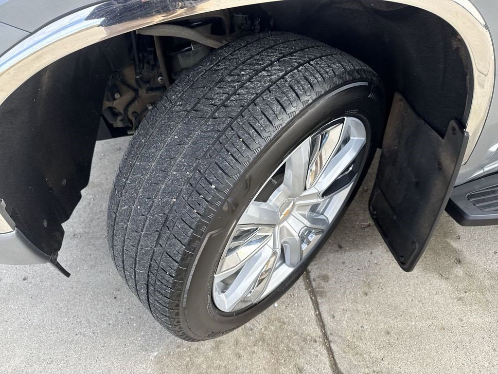 Certified 2024 Chevrolet Silverado 1500 High Country w/ High Country Premium Package image 17