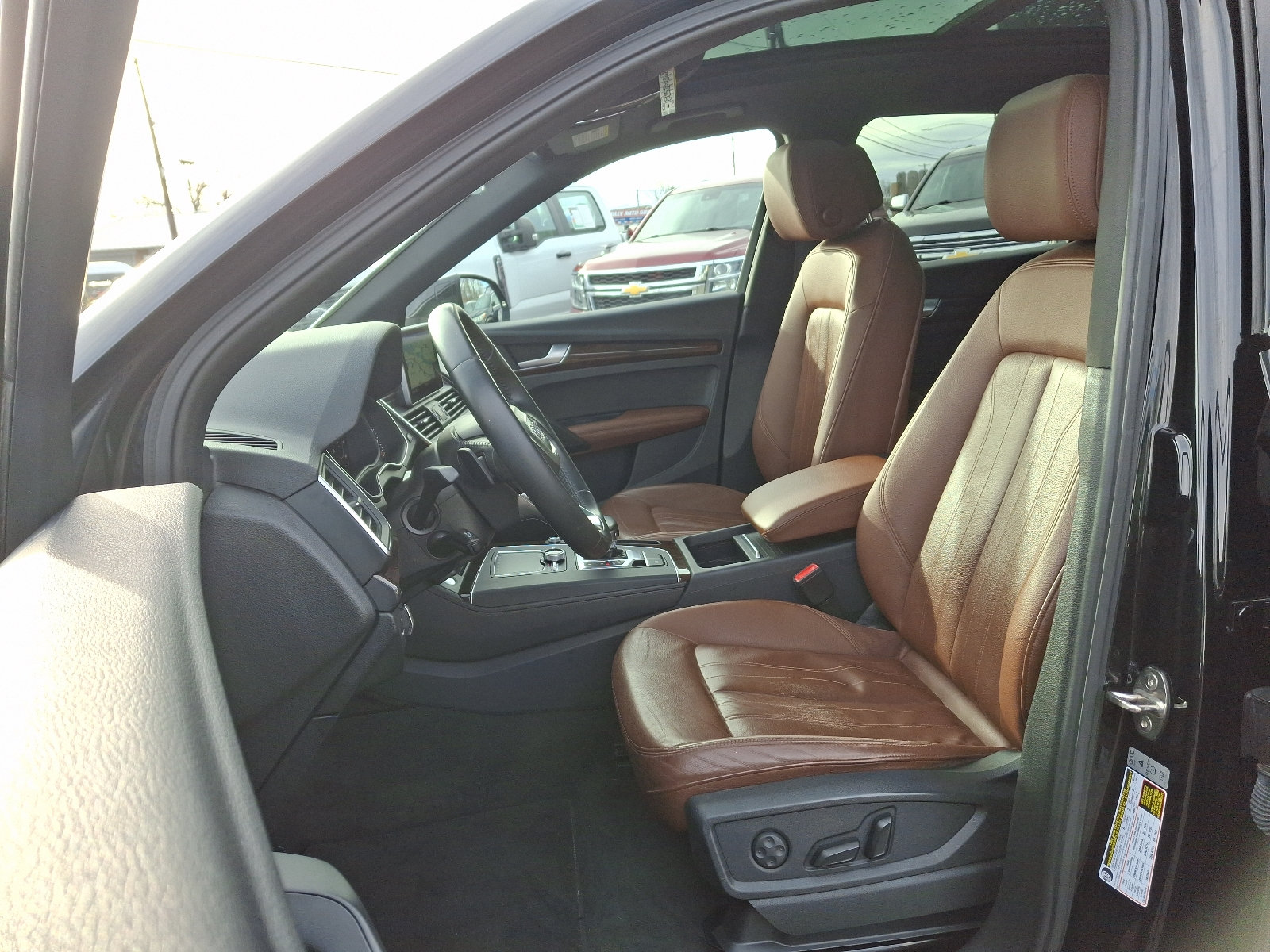 Used 2019 Audi Q5 2.0T Premium Plus w/ Premium Plus Package AWD/4WD image 13