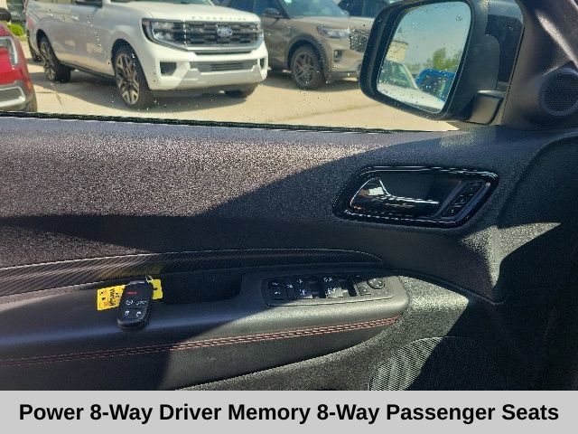 Used 2024 Dodge Durango GT RWD image 16