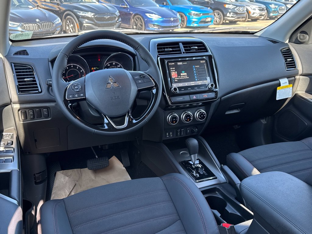 New 2027 Mitsubishi Outlander Sport SE FWD image 7