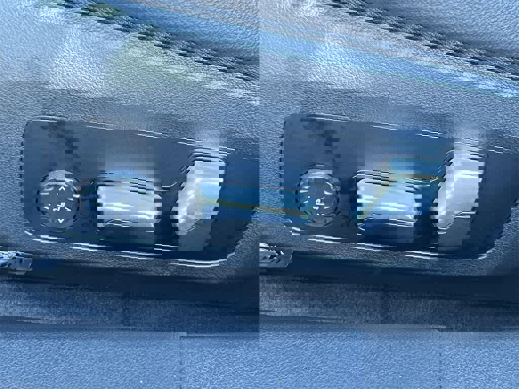 Used 2023 BMW i4 eDrive35 image 40