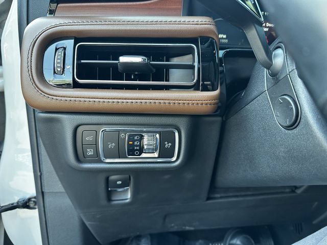 Certified 2023 Lincoln Nautilus Reserve w/ Cargo Utility Package AWD/4WD image 30
