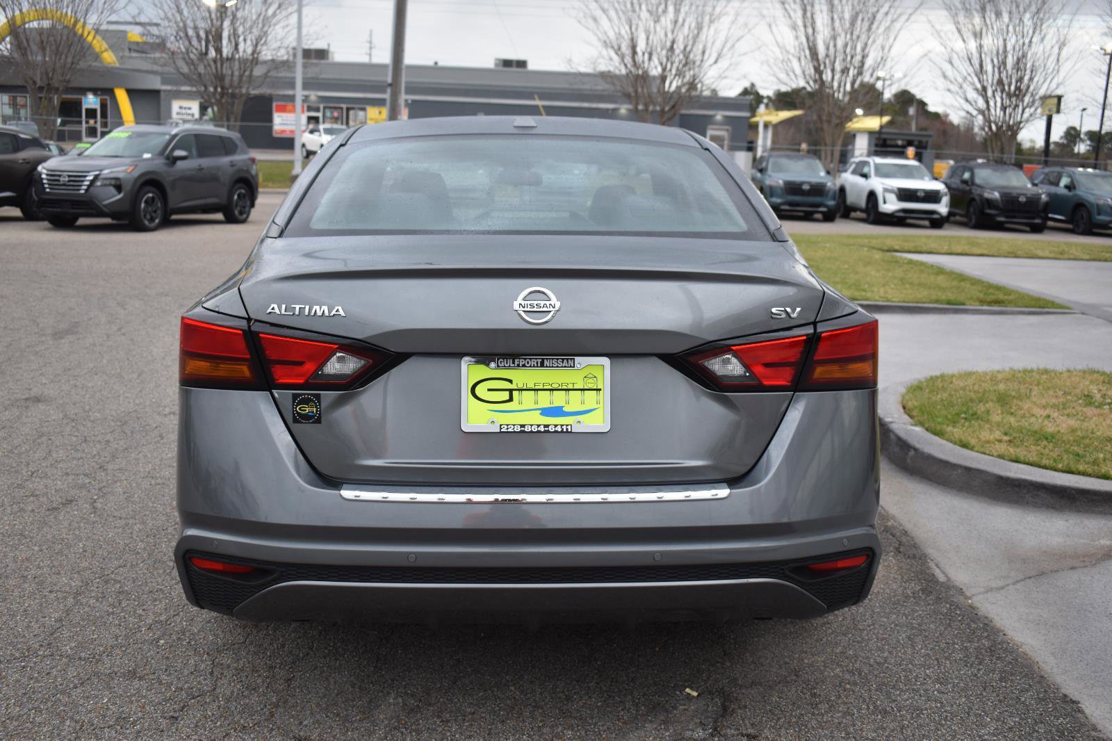 Used 2022 Nissan Altima 2.5 SV FWD image 7