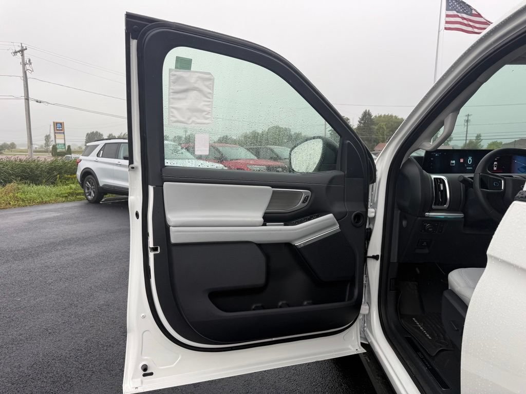 New 2027 Ford Expedition Max Platinum AWD/4WD image 22