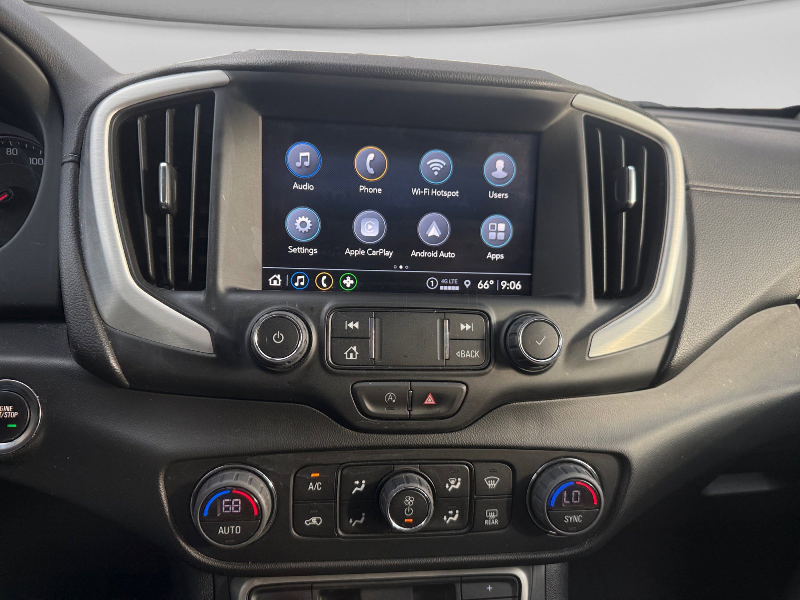 Used 2023 GMC Terrain SLT w/ LPO, Floor Liner Package image 19