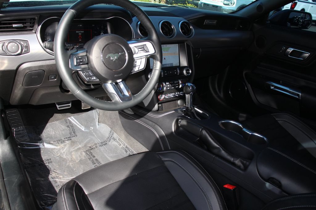 Used 2022 Ford Mustang GT Premium w/ Equipment Group 401A RWD image 17