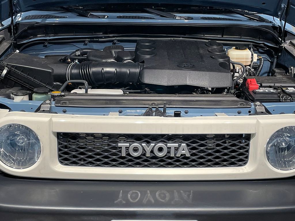 Used 2014 Toyota FJ Cruiser Base w/ Trail Teams Ultimate Edition image 26