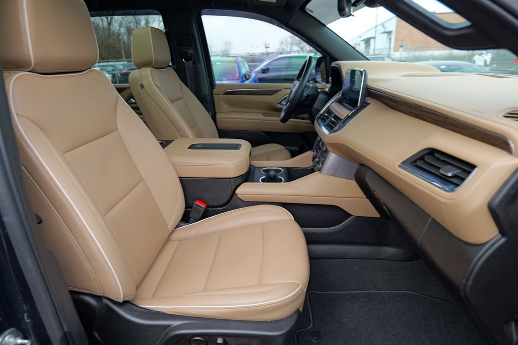 Used 2023 Chevrolet Tahoe Premier AWD/4WD image 41