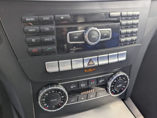 Used 2013 Mercedes-Benz C 250 Sedan image 25