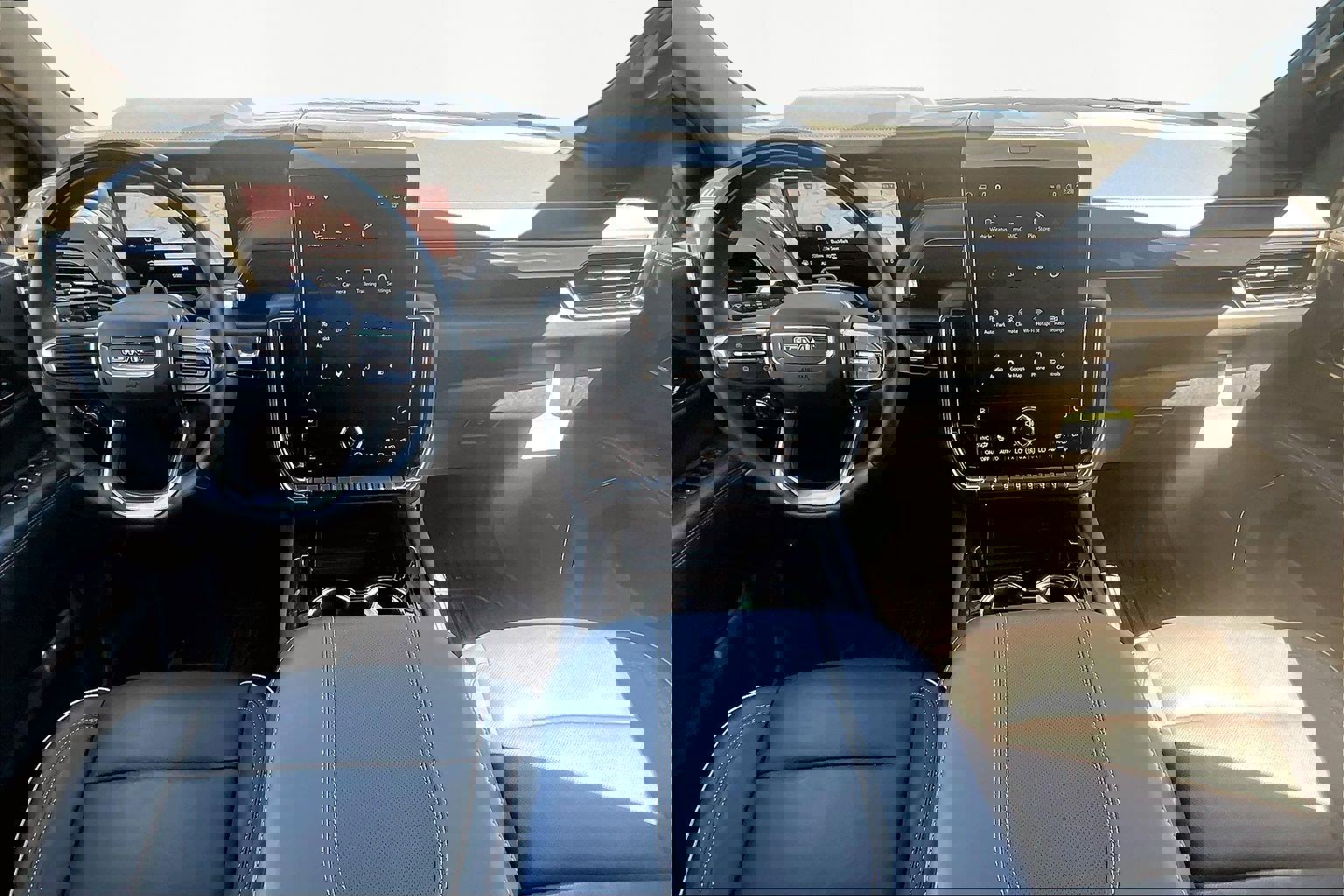 New 2026 GMC Yukon Elevation image 5