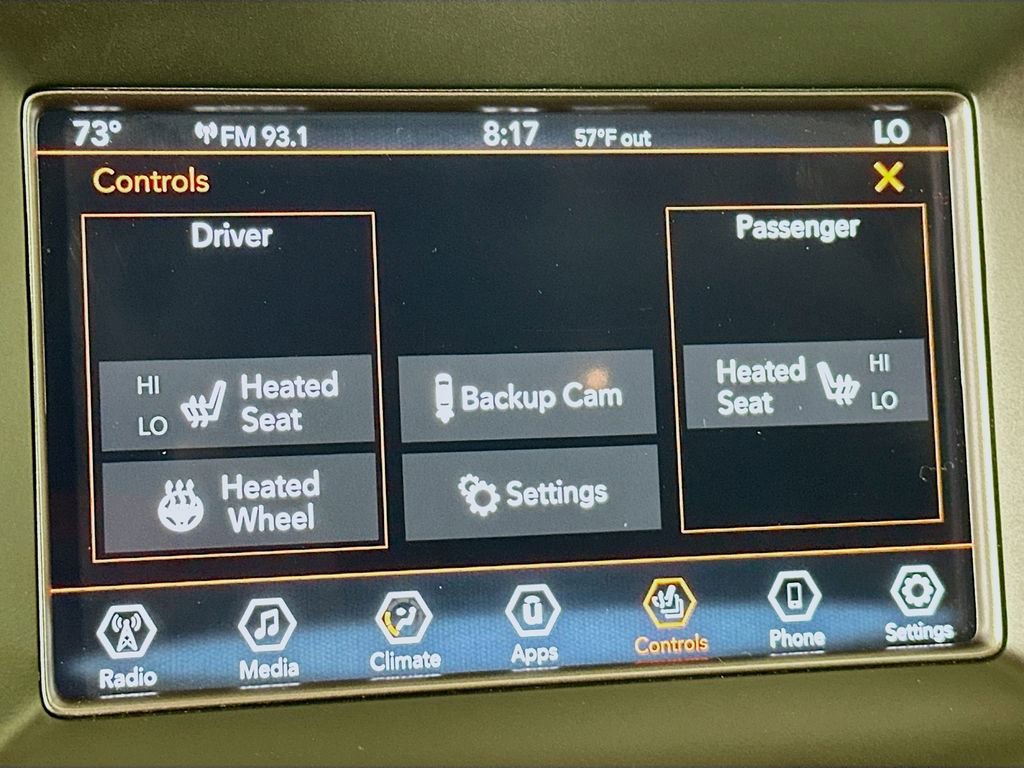 Used 2019 Jeep Grand Cherokee Laredo image 19