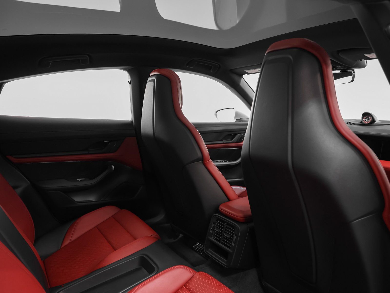 Certified 2023 Porsche Taycan image 22