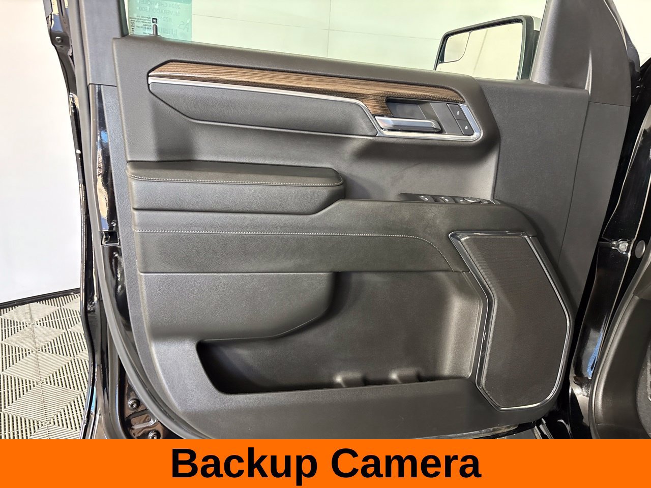 Used 2024 Chevrolet Silverado 1500 LT AWD/4WD image 10