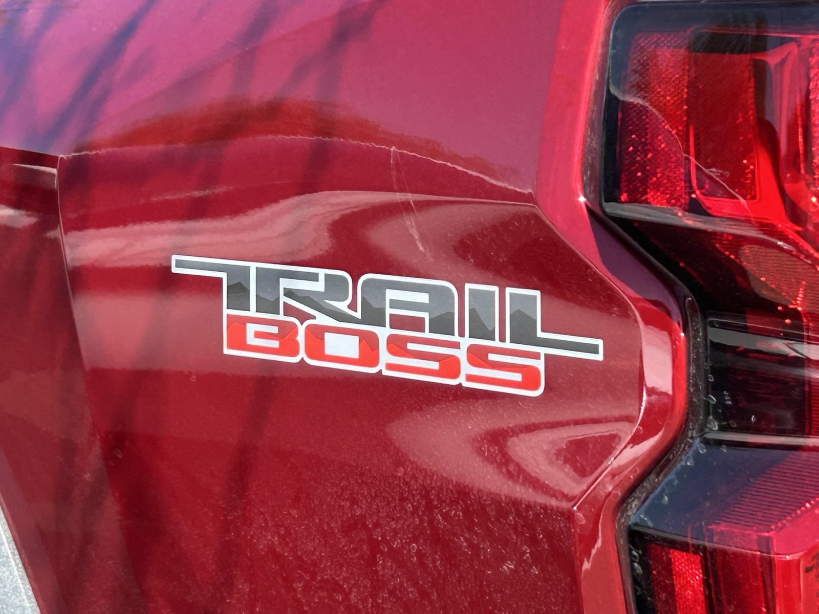 Used 2026 Chevrolet Colorado Trail Boss AWD/4WD image 7