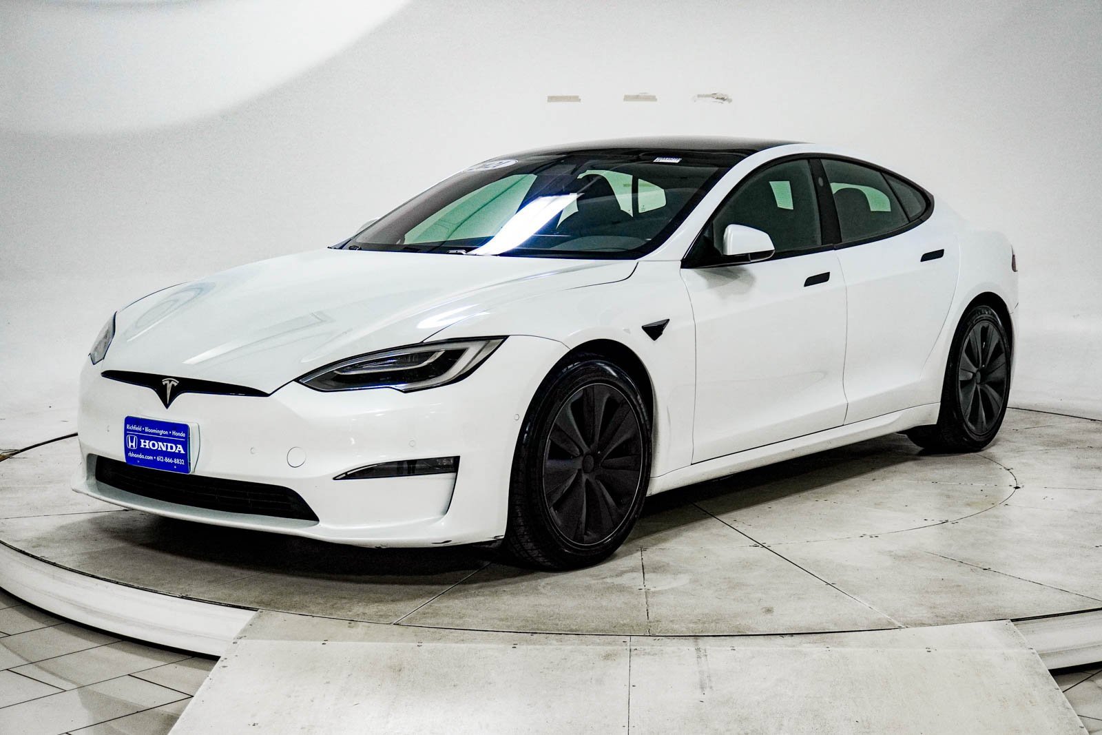 Used 2021 Tesla Model S Long Range image 2