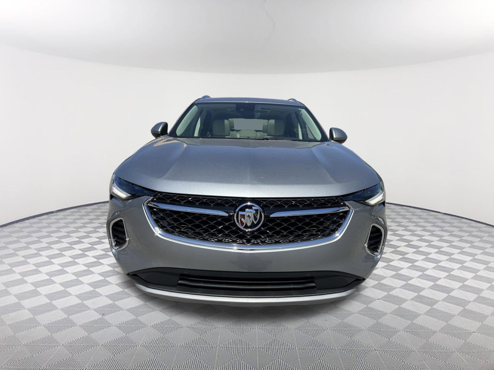 Used 2023 Buick Envision Avenir FWD image 2