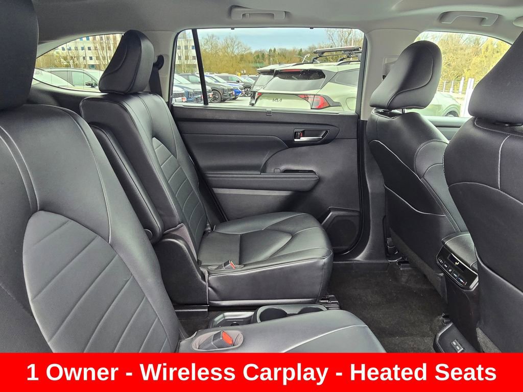 Used 2023 Toyota Highlander XLE FWD image 12