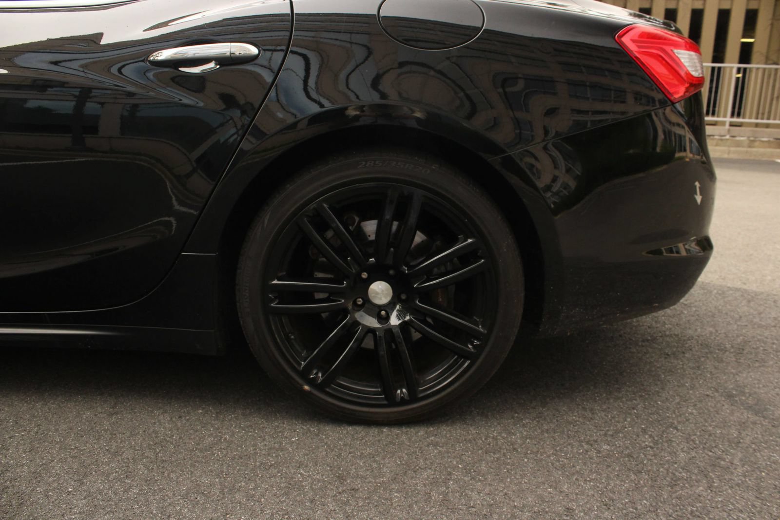 Used 2019 Maserati Ghibli S Q4 AWD/4WD image 10