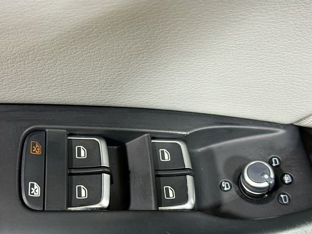 Used 2017 Audi Q3 2.0T Premium Plus w/ Premium Plus Package image 19