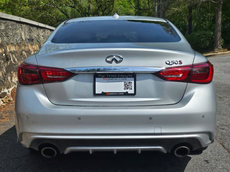 Used 2018 INFINITI Q50 Red Sport 400 w/ Cargo Package (L95) image 6