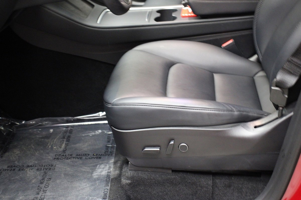 Used 2023 Tesla Model Y Long Range image 24