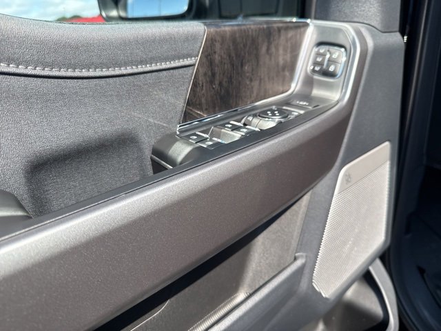 New 2025 Ford F350 Lariat w/ Lariat Ultimate Package image 25