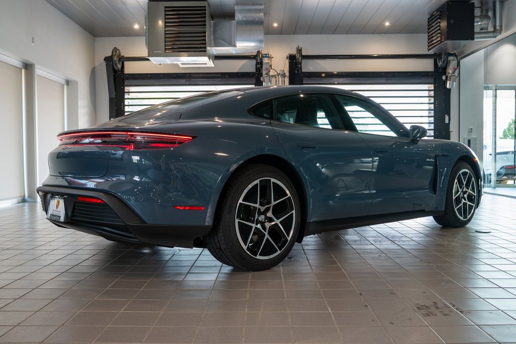 New 2025 Porsche Taycan image 9